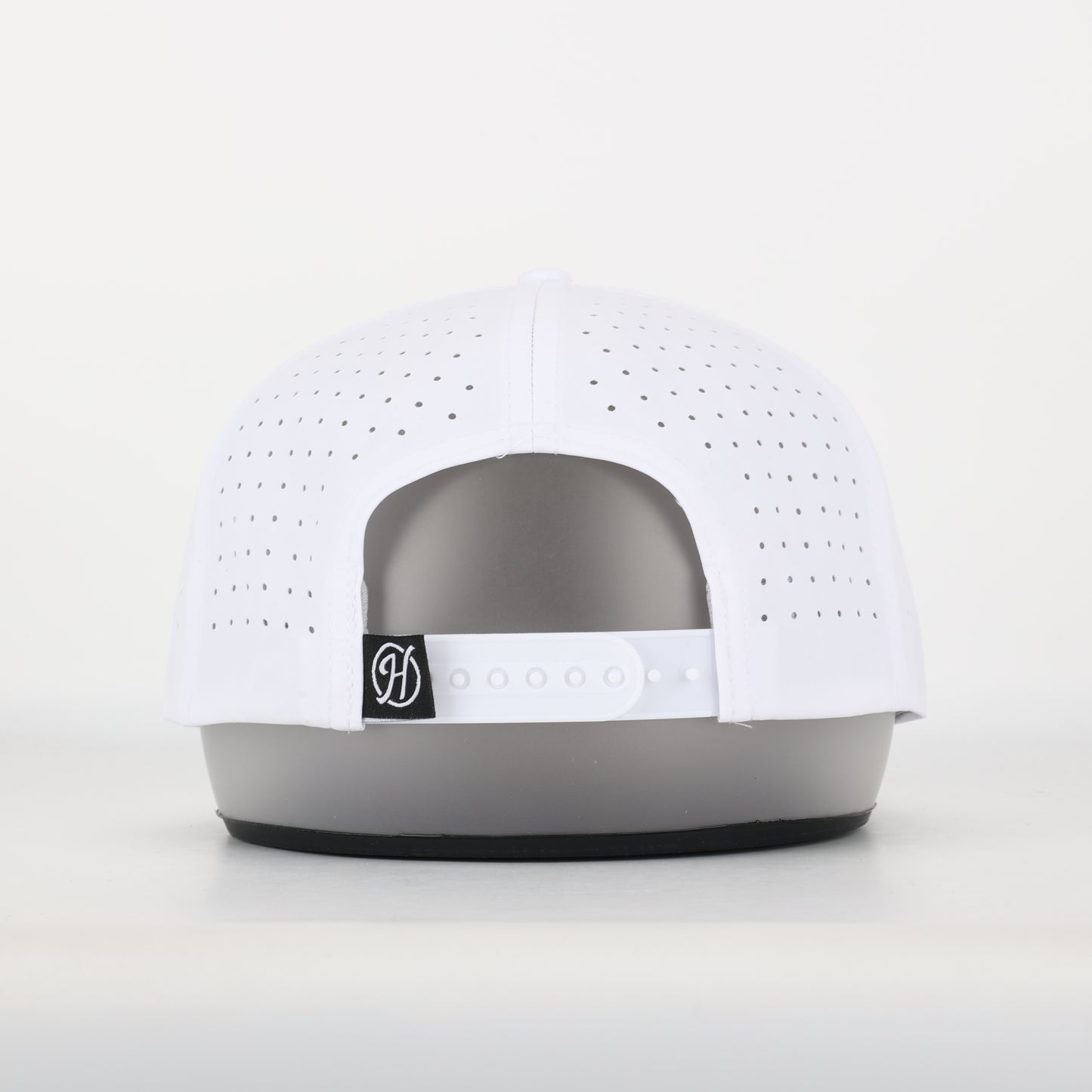 Wake Forest Demon Deacon Performance Rope Hat - White