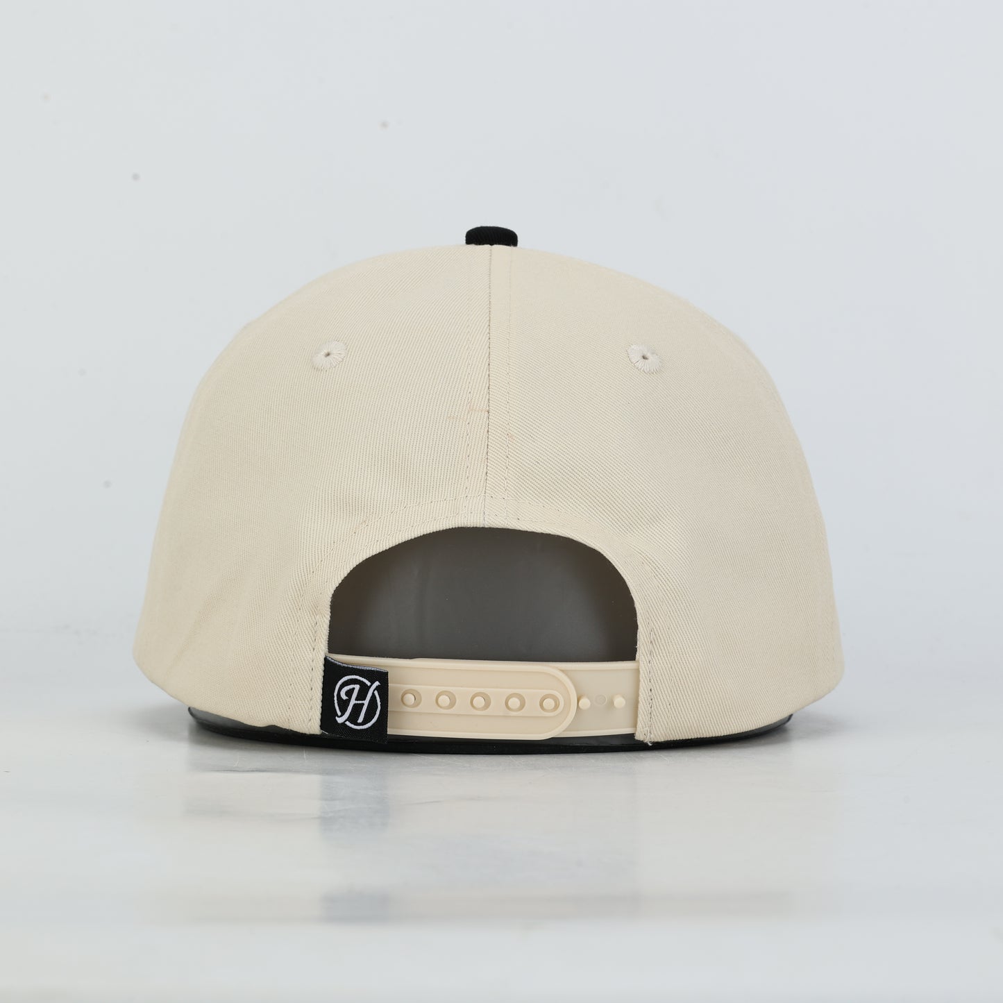 Vanderbilt Patch Cotton Hat- Cream/White